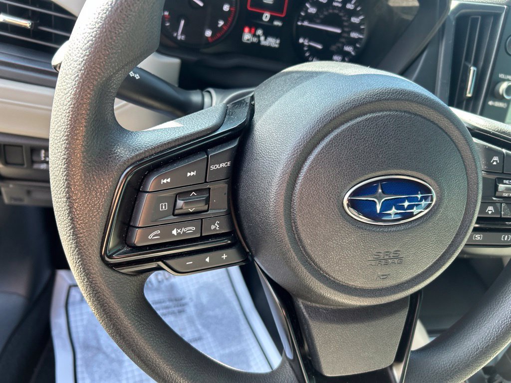 Used 2025 Subaru Forester AWD/4WD image 25