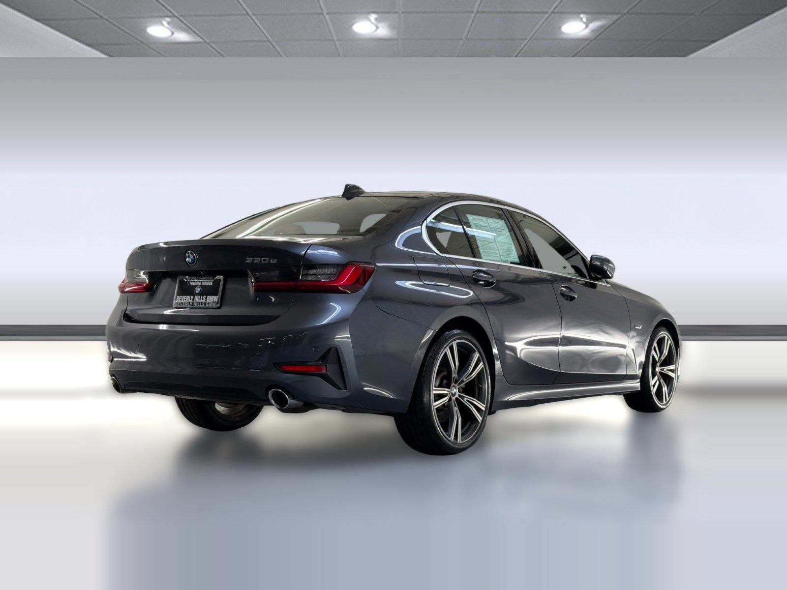 Used 2022 BMW 330e w/ Premium Package image 8