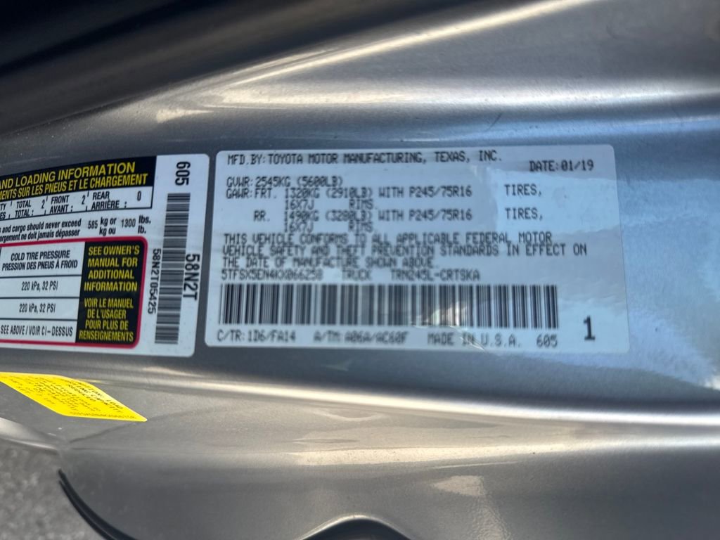 Used 2019 Toyota Tacoma SR image 32