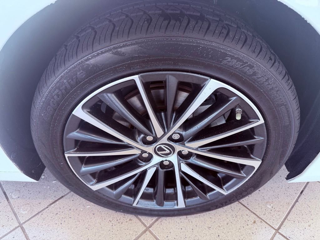 Certified 2023 Lexus ES 350 w/ Premium Package image 15