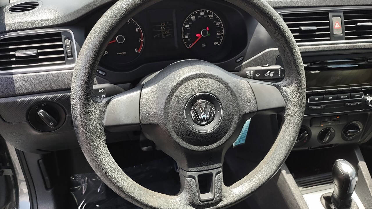 Used 2014 Volkswagen Jetta S image 10