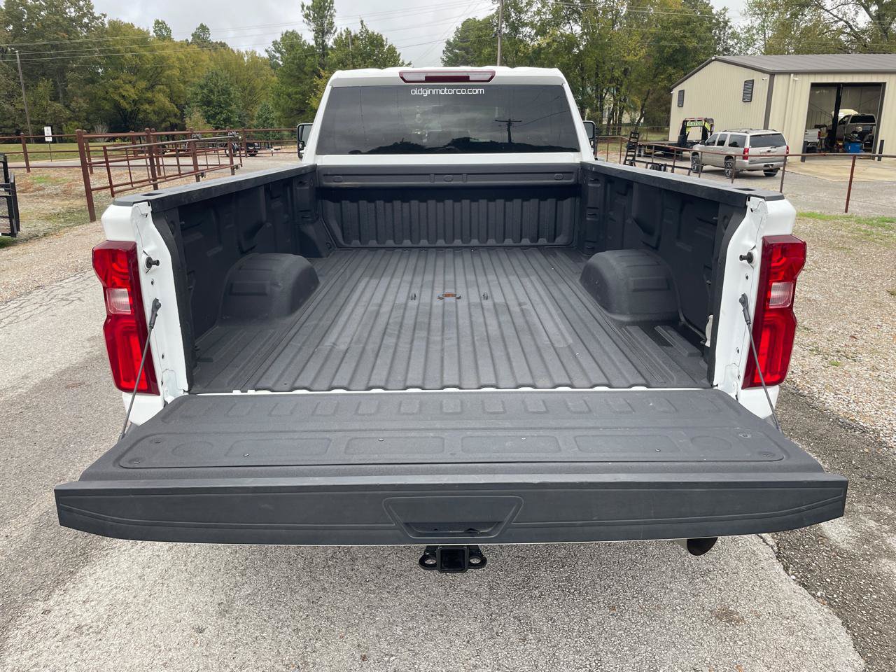 Used 2022 Chevrolet Silverado 3500 LTZ AWD/4WD image 5