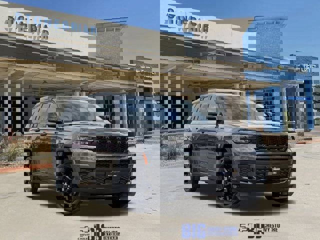 Used 2024 Jeep Grand Cherokee L Altitude image 1