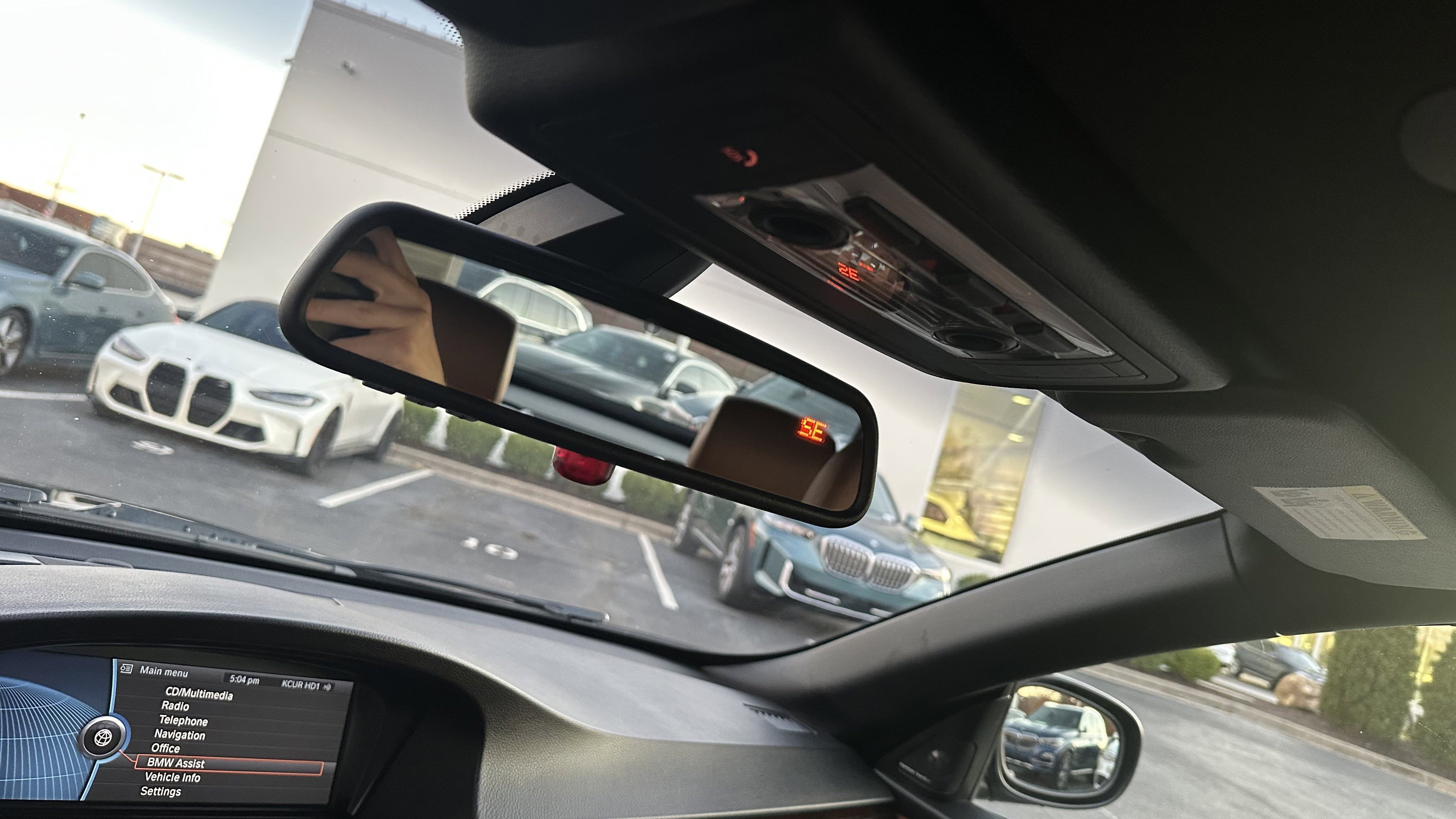 Used 2011 BMW 335i Convertible image 28