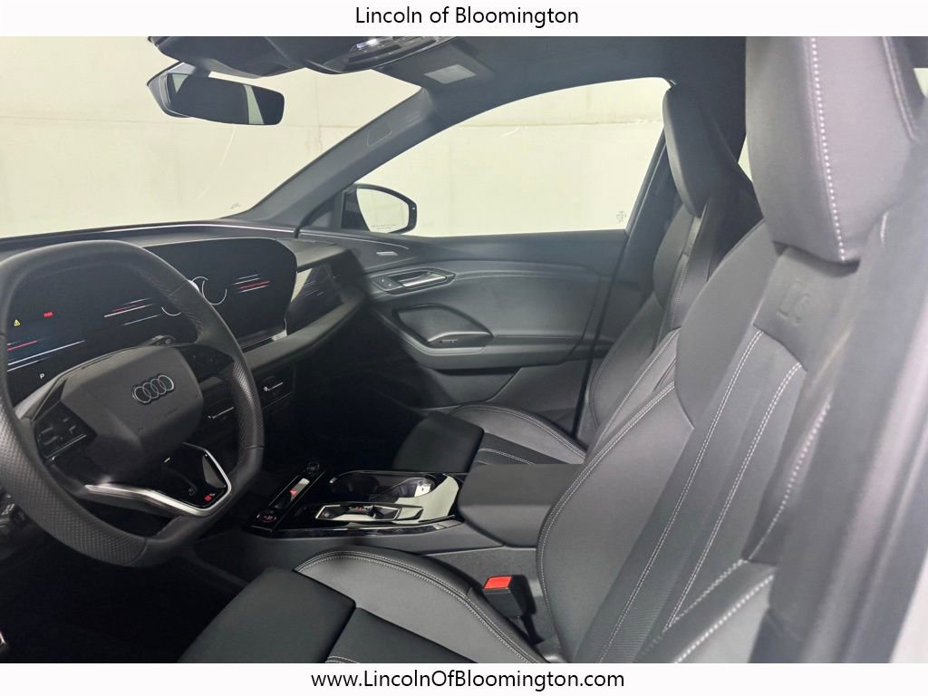 Used 2025 Audi SQ6 e-tron Prestige w/ 21" Black Optic Wheel Package image 31