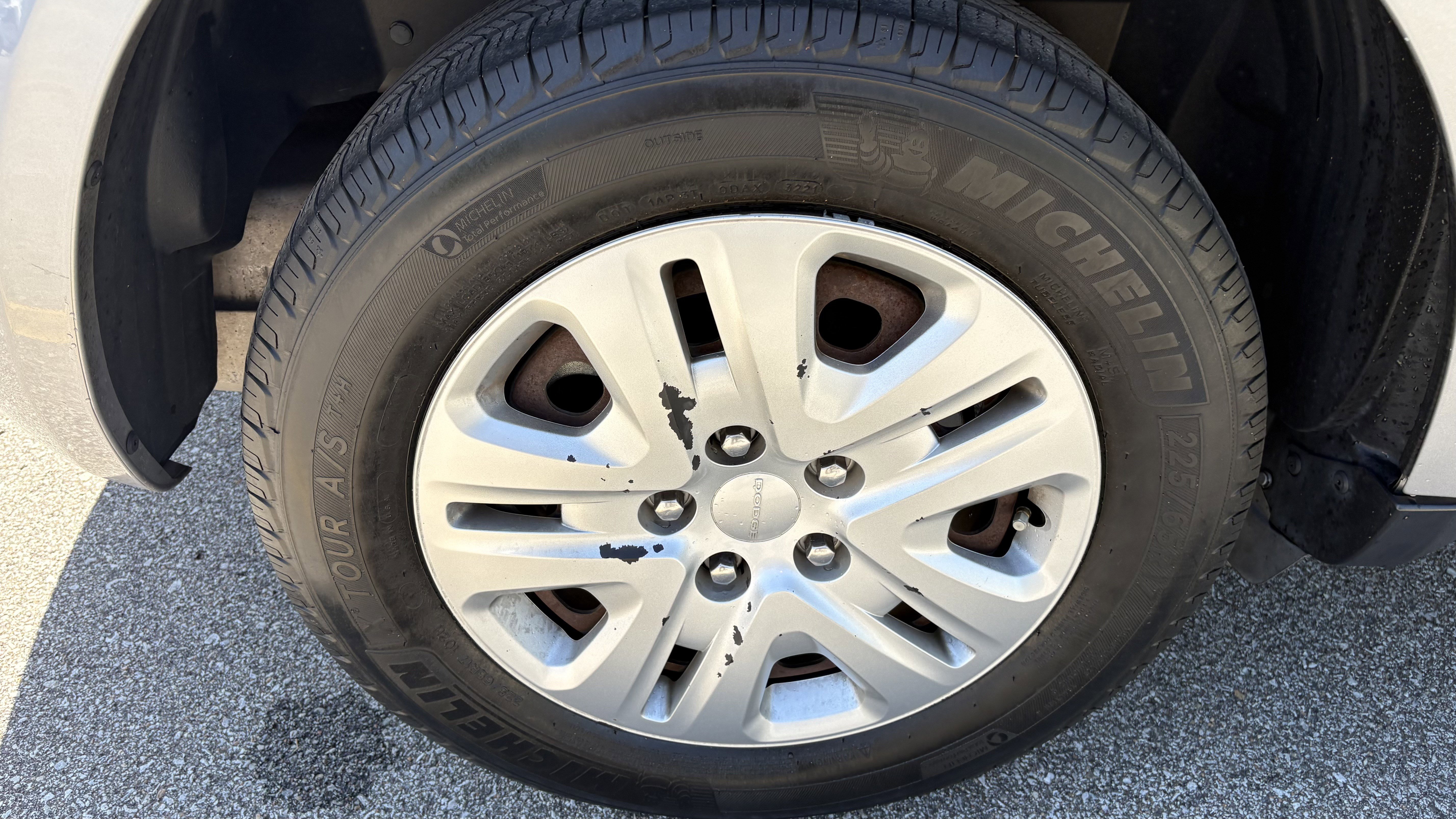 Used 2017 Dodge Journey SE image 14