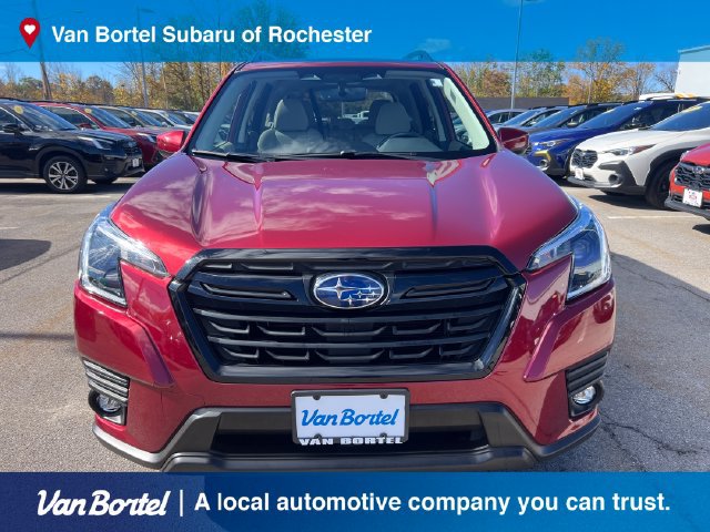 Certified 2024 Subaru Forester Premium AWD/4WD image 2
