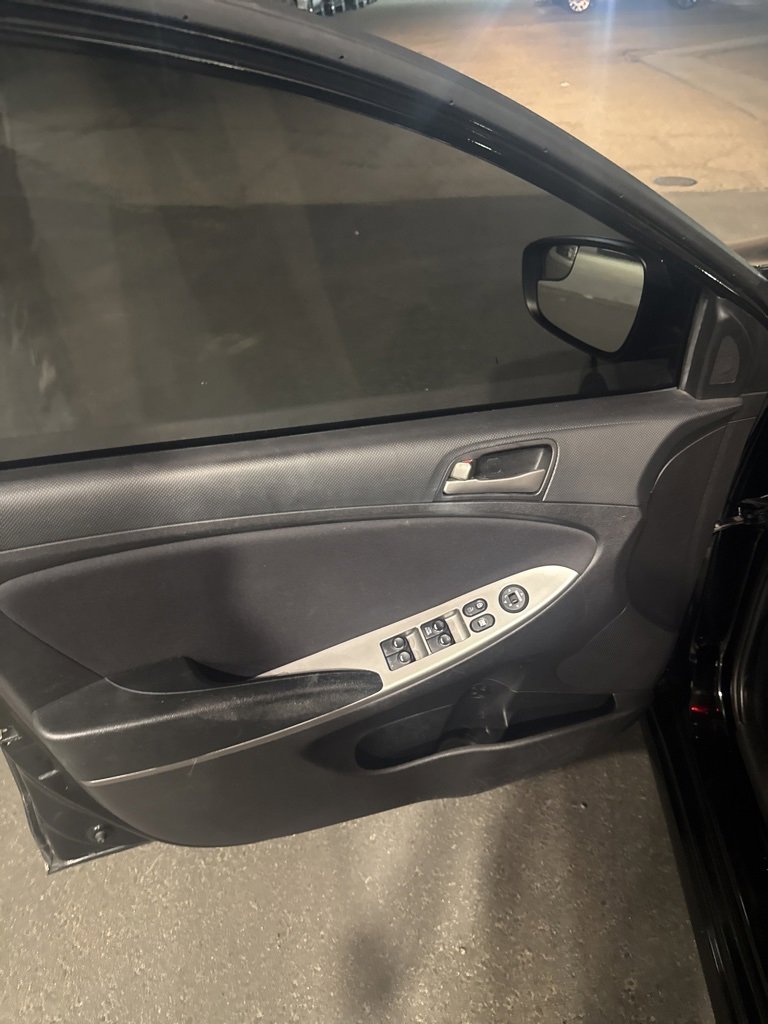 Used 2016 Hyundai Accent SE image 49