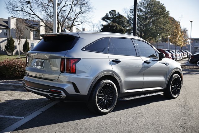 Used 2023 Kia Sorento EX image 8