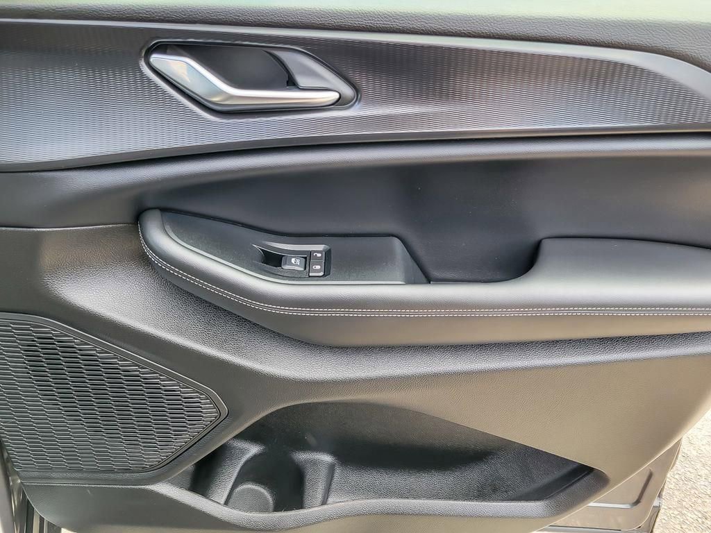 Used 2024 Jeep Grand Cherokee Laredo X w/ Luxury Tech Group I image 22