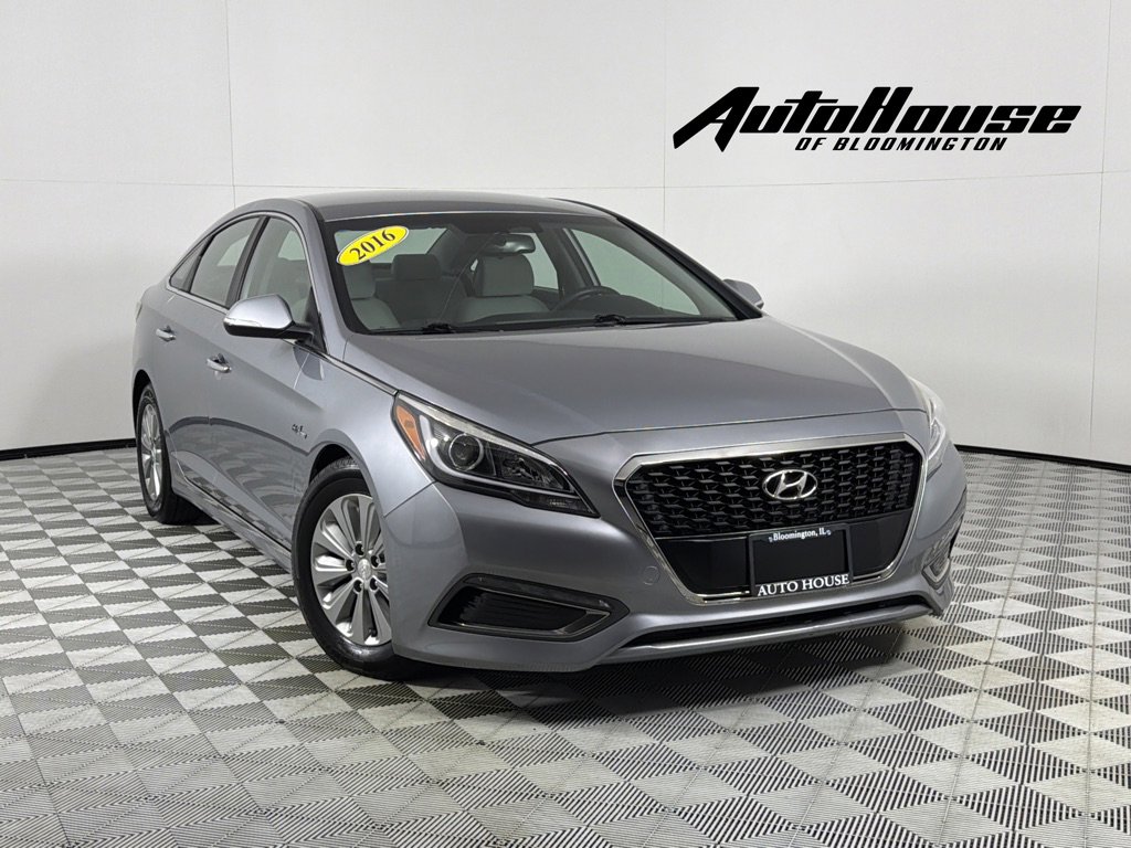 Used 2016 Hyundai Sonata SE FWD image 1
