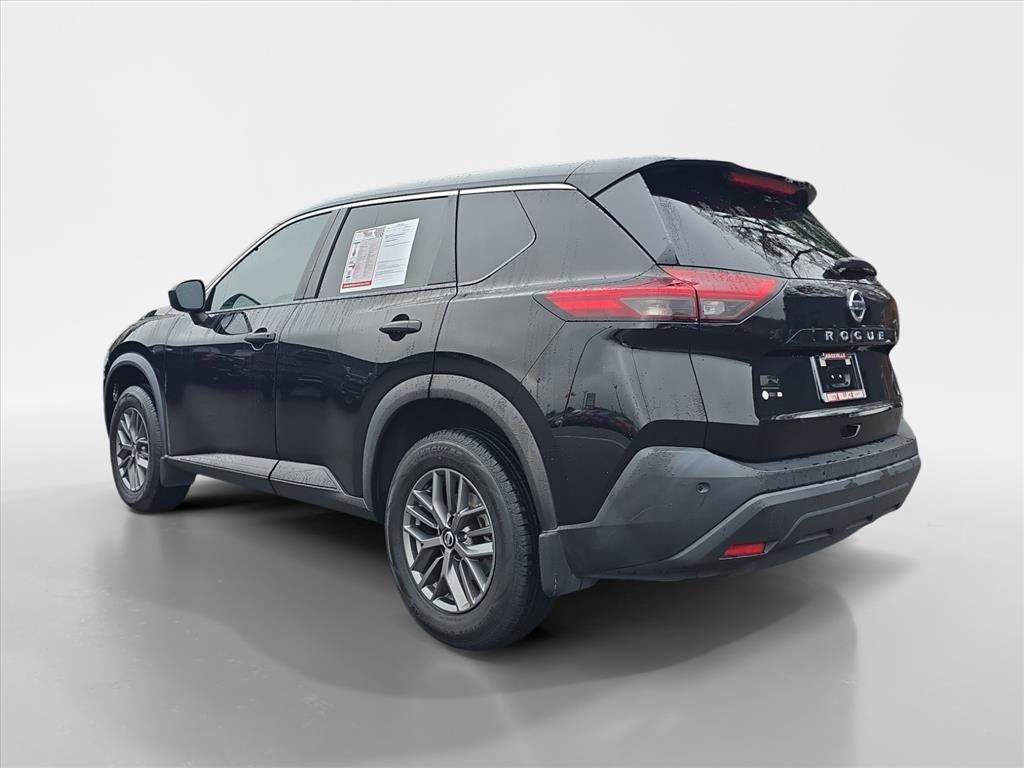 Used 2021 Nissan Rogue S video 3