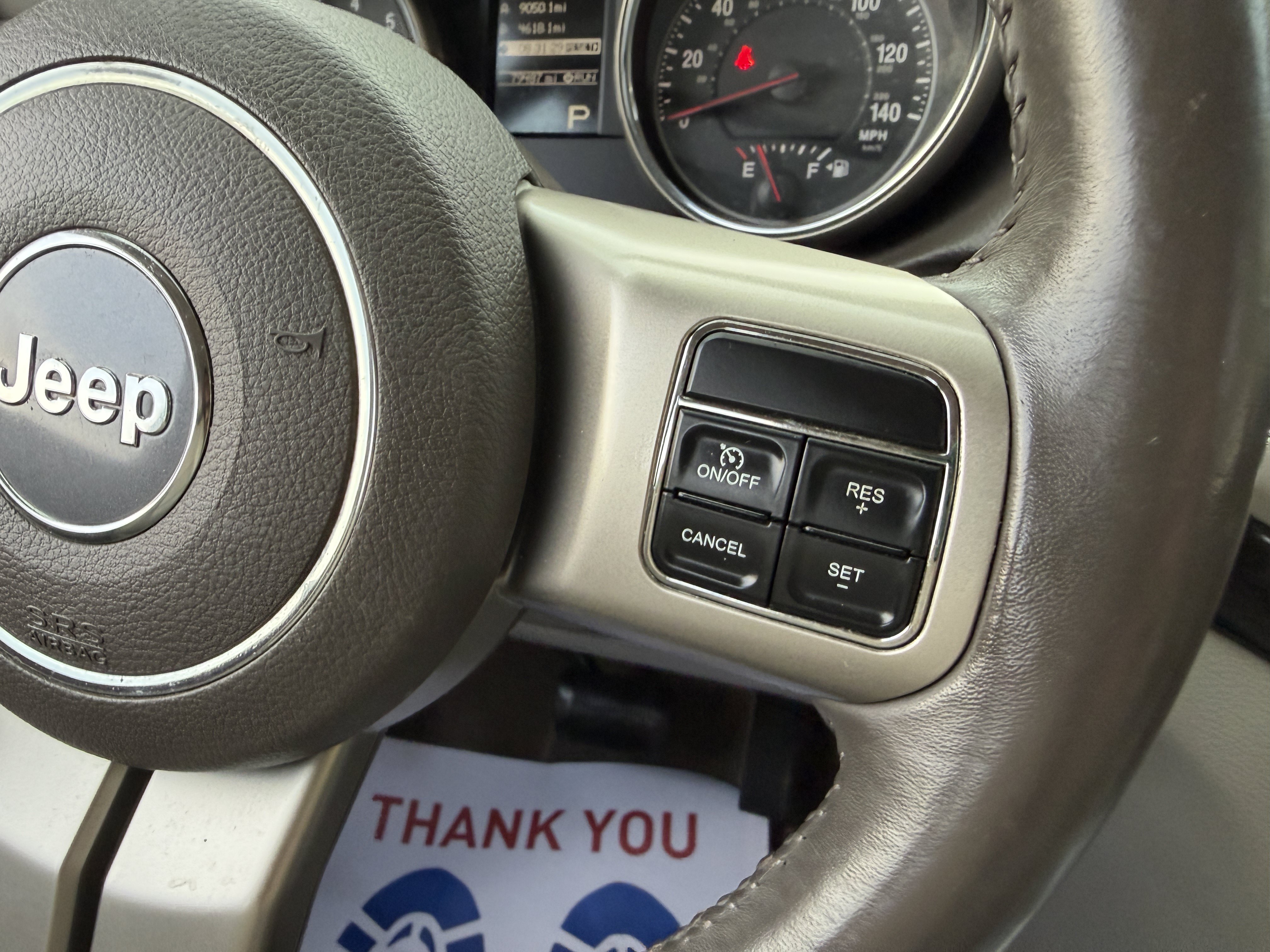 Used 2012 Jeep Grand Cherokee Laredo RWD image 32