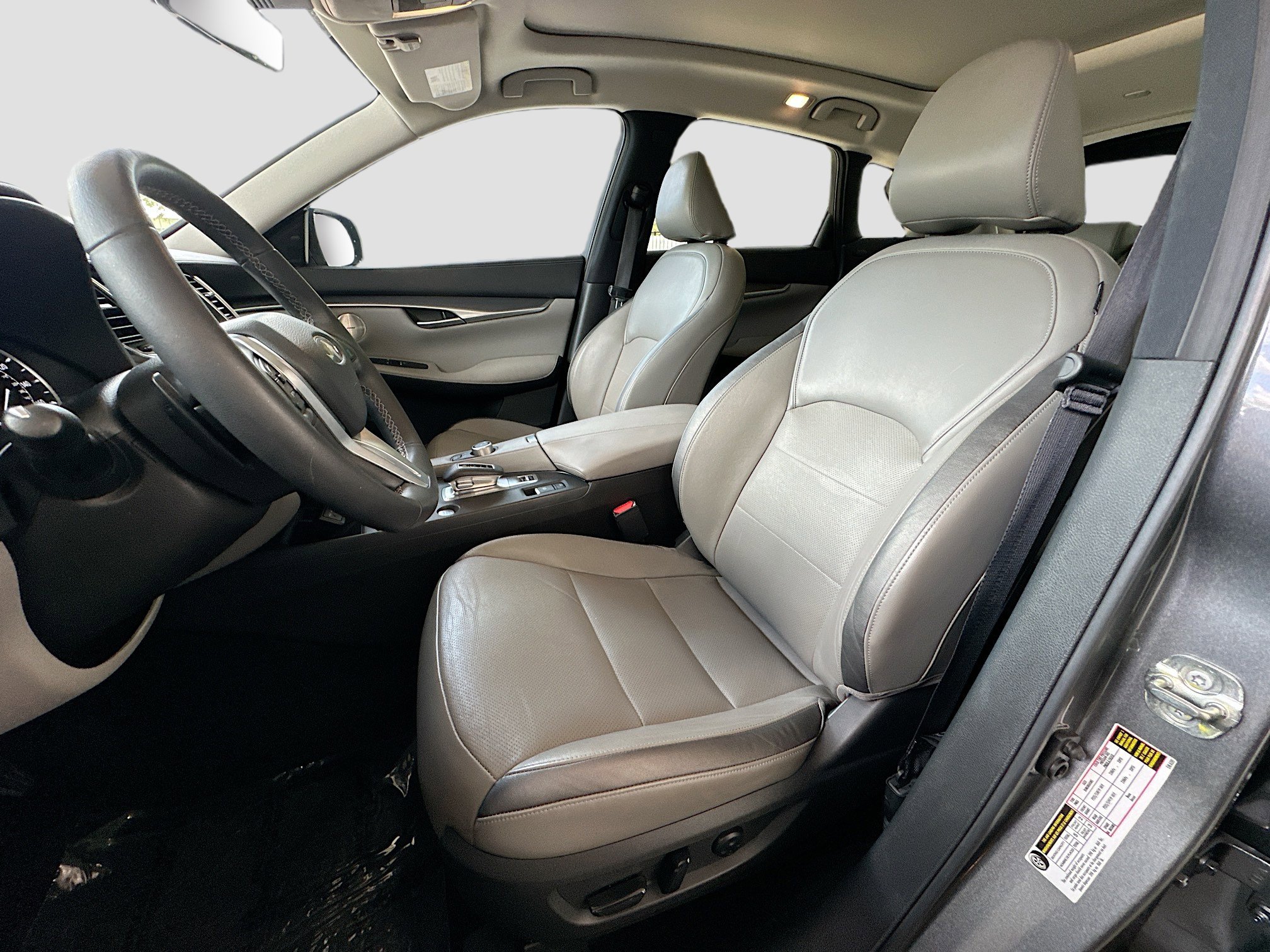 Used 2023 INFINITI QX50 Luxe w/ Cargo Package FWD image 21