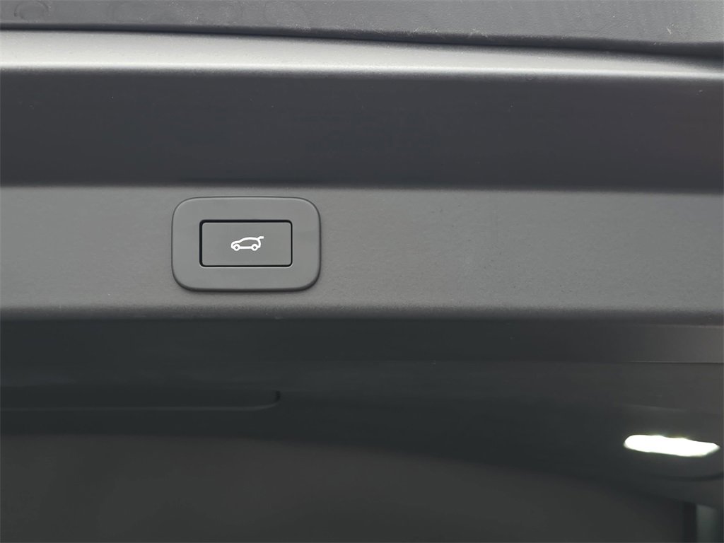 New 2026 Land Rover Range Rover Sport SE image 13