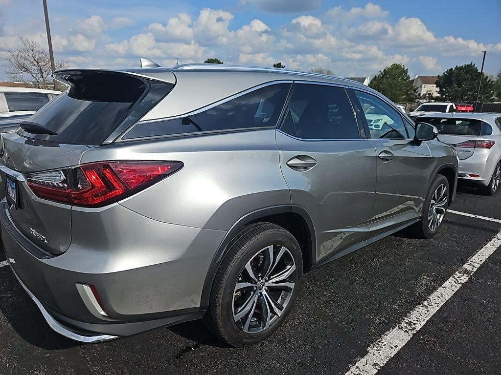 Used 2020 Lexus RX 350L Premium w/ Premium Package image 3