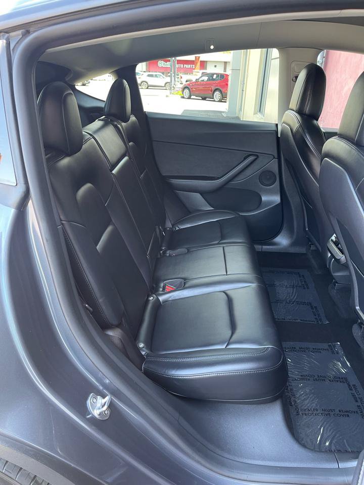 Used 2022 Tesla Model Y Performance AWD/4WD image 14