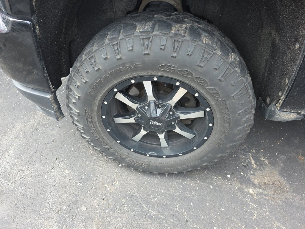 Used 2018 Chevrolet Silverado 1500 LTZ Z71 AWD/4WD image 8