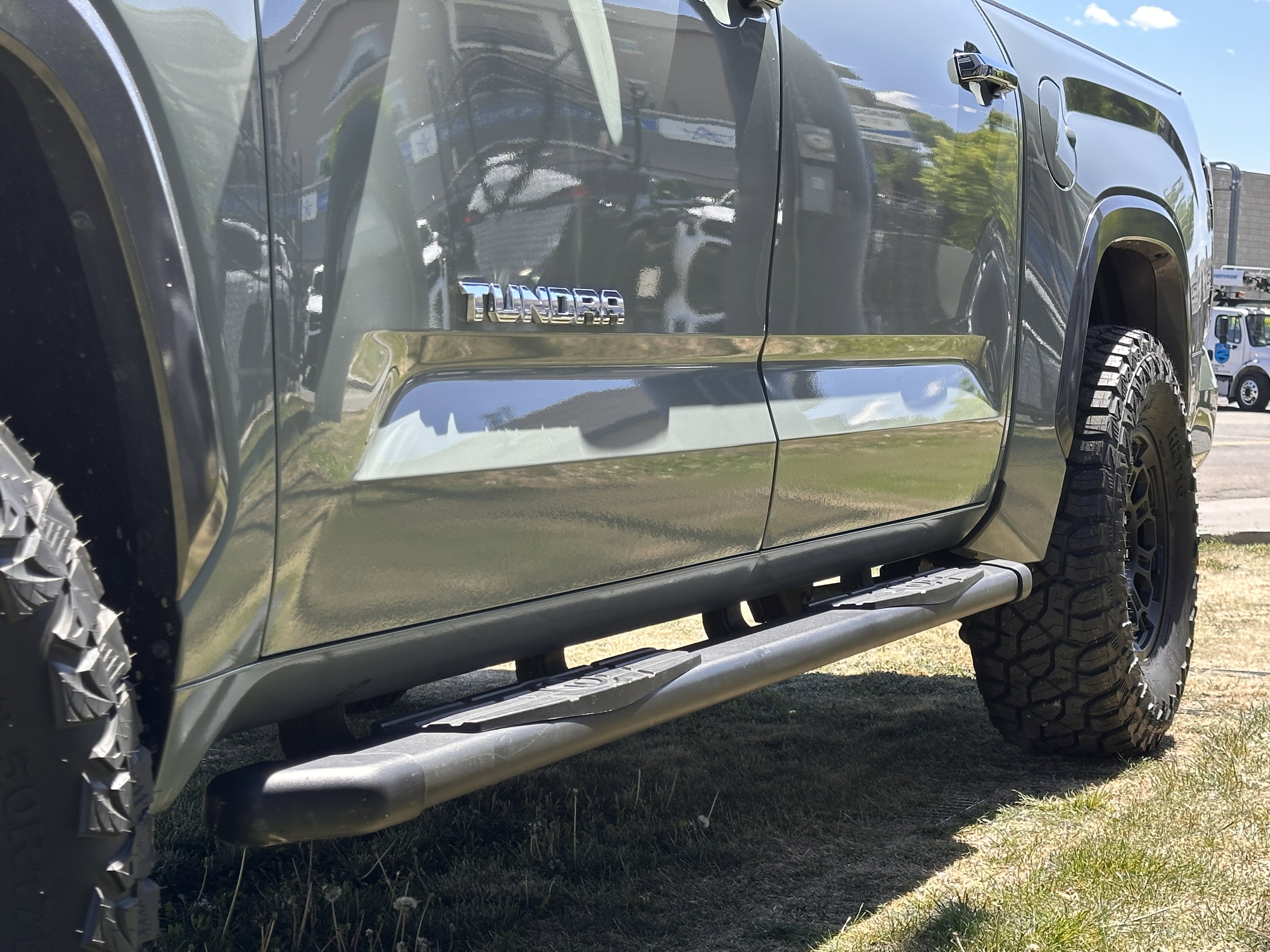 Used 2024 Toyota Tundra Limited AWD/4WD image 11