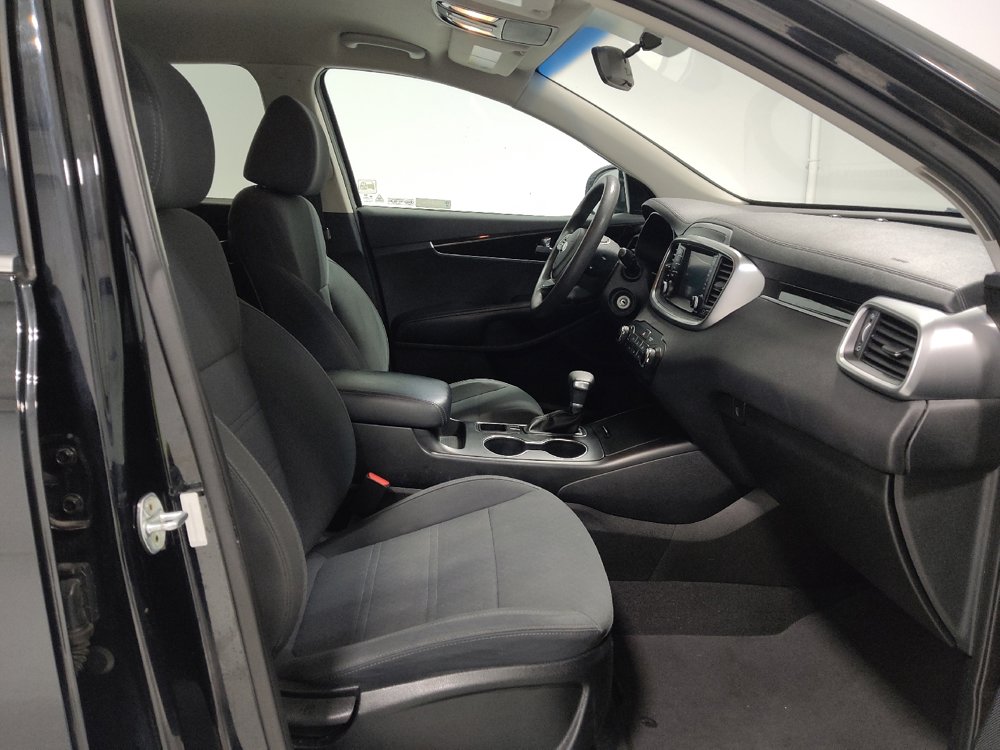 Used 2019 Kia Sorento LX image 21