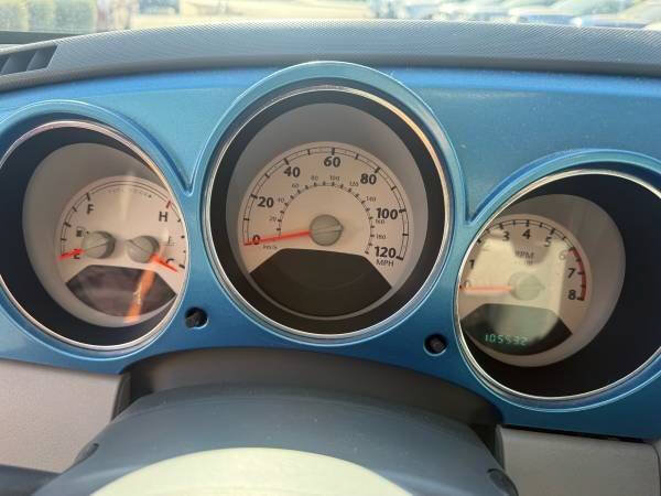 Used 2009 Chrysler PT Cruiser FWD image 15