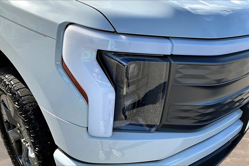 Certified 2023 Ford F150 Lightning Lariat AWD/4WD image 32