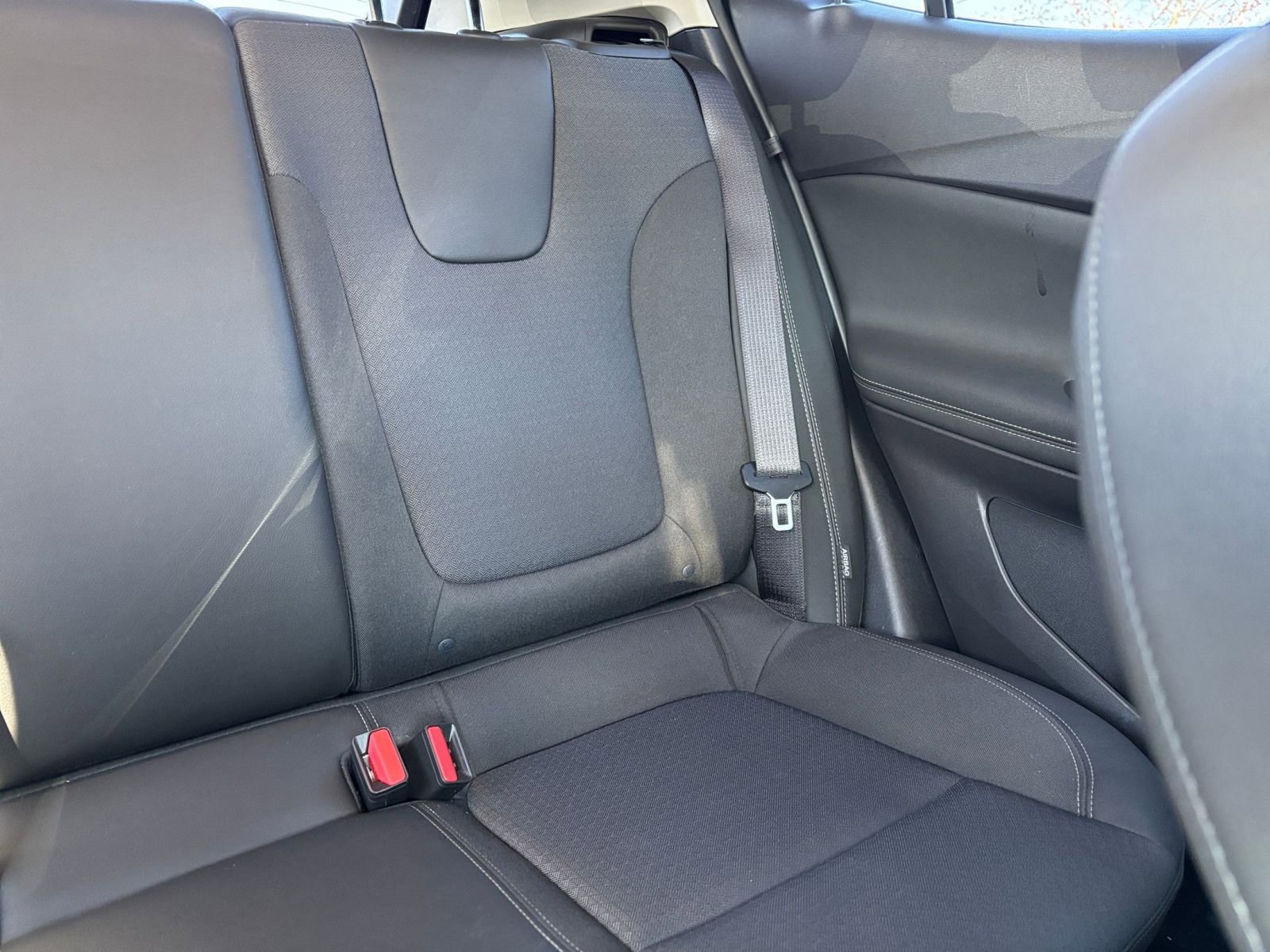 Used 2025 Buick Encore GX Preferred image 36