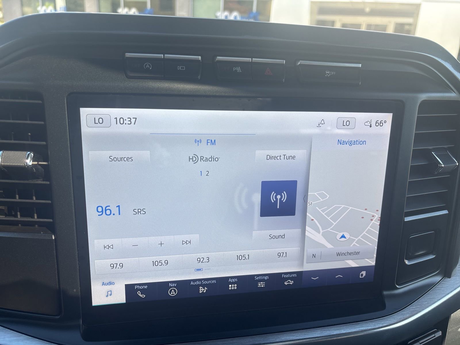 Used 2023 Ford F150 Lariat w/ Equipment Group 502A High image 17