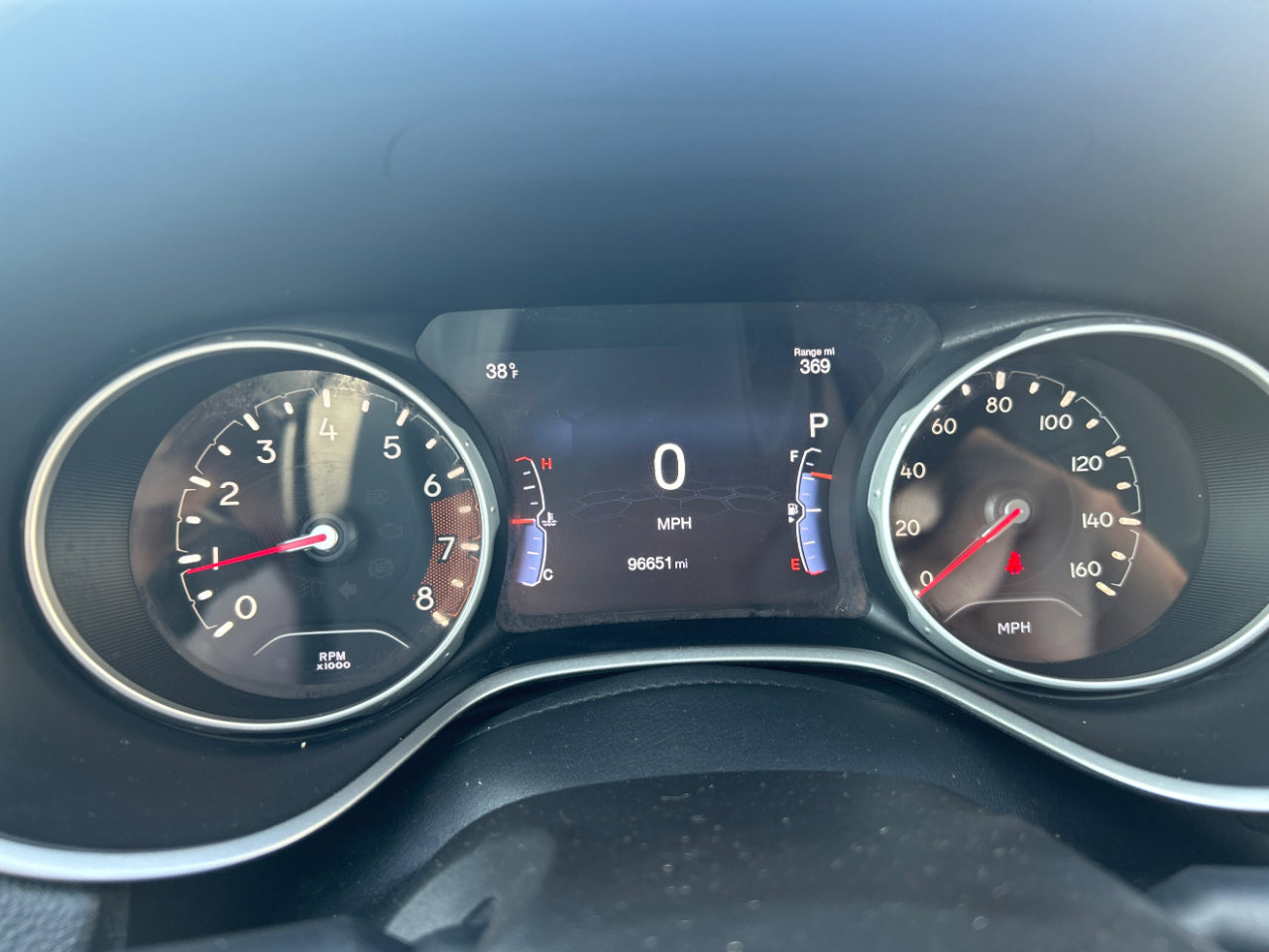 Used 2017 Jeep Compass Latitude w/ Popular Equipment Group image 16