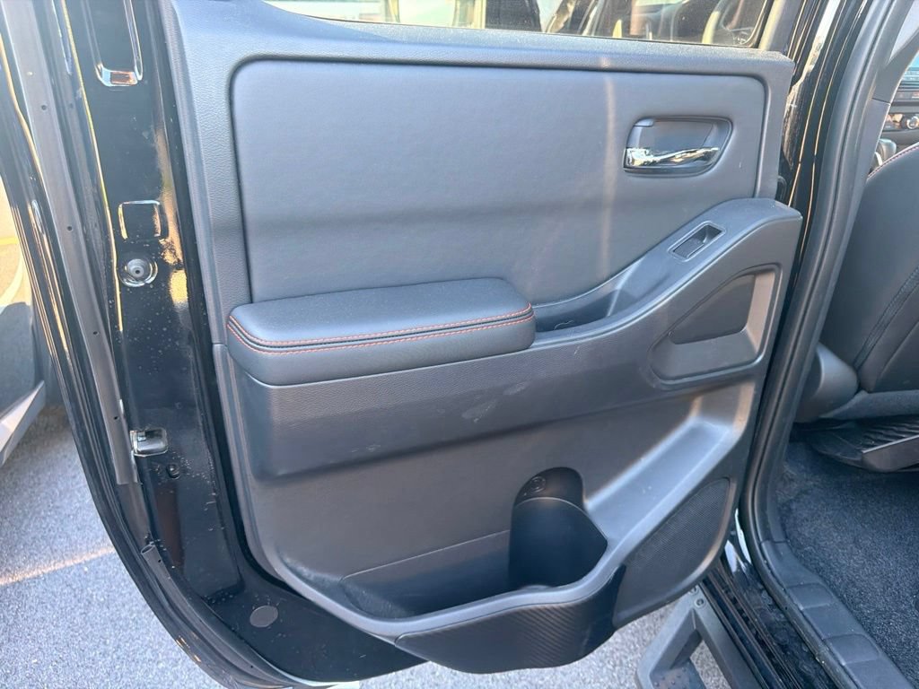 Used 2023 Nissan Frontier PRO-4X w/ Pro-4X Premium Package AWD/4WD image 12