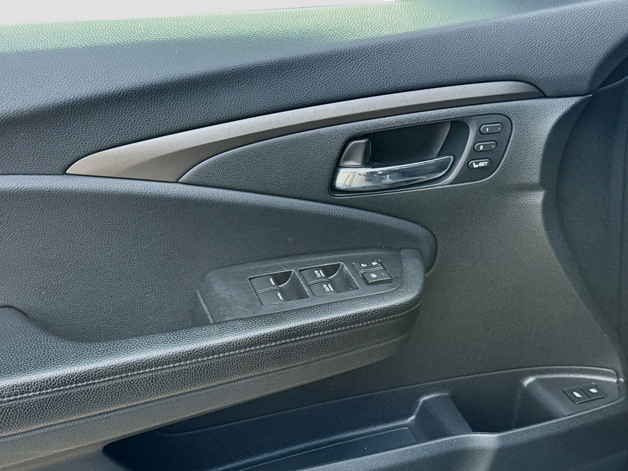 Used 2019 Honda Pilot EX-L image 16