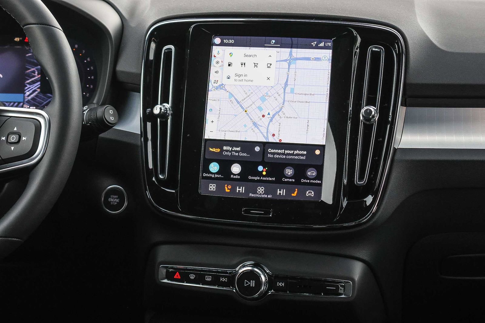 New 2026 Volvo XC40 B5 Ultra w/ Climate Package image 23