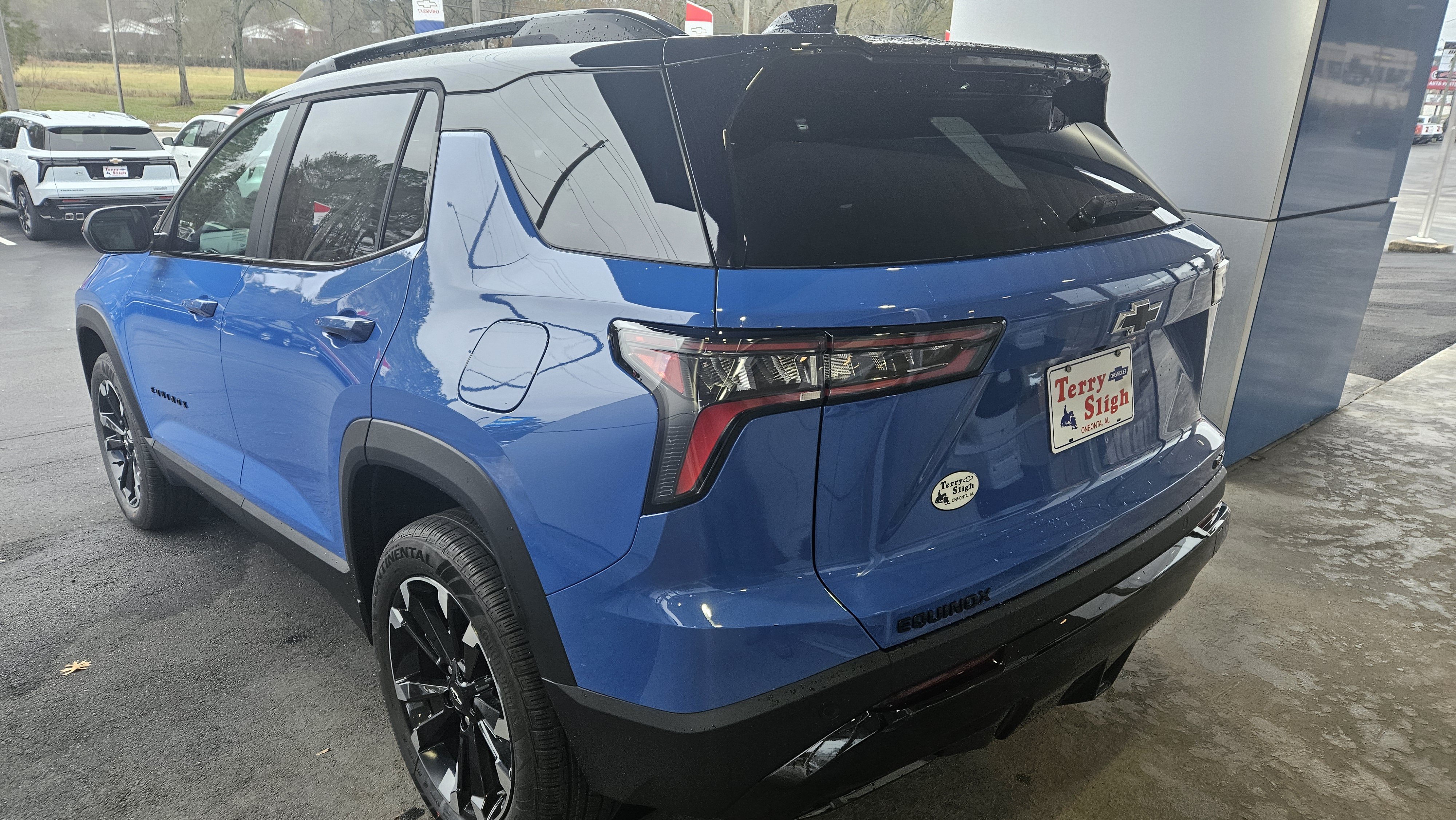 New 2026 Chevrolet Equinox RS w/ LPO, Floor Liner Package FWD image 7
