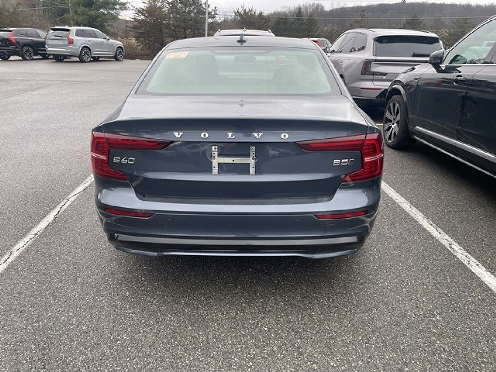 Used 2025 Volvo S60 B5 Core AWD/4WD image 9