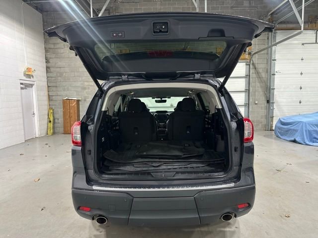 Used 2021 Subaru Ascent Premium w/ Convenience Package AWD/4WD image 22