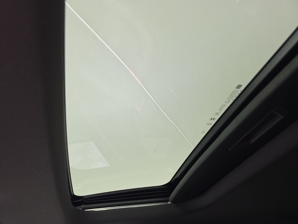 New 2026 Chevrolet Trax RS image 24