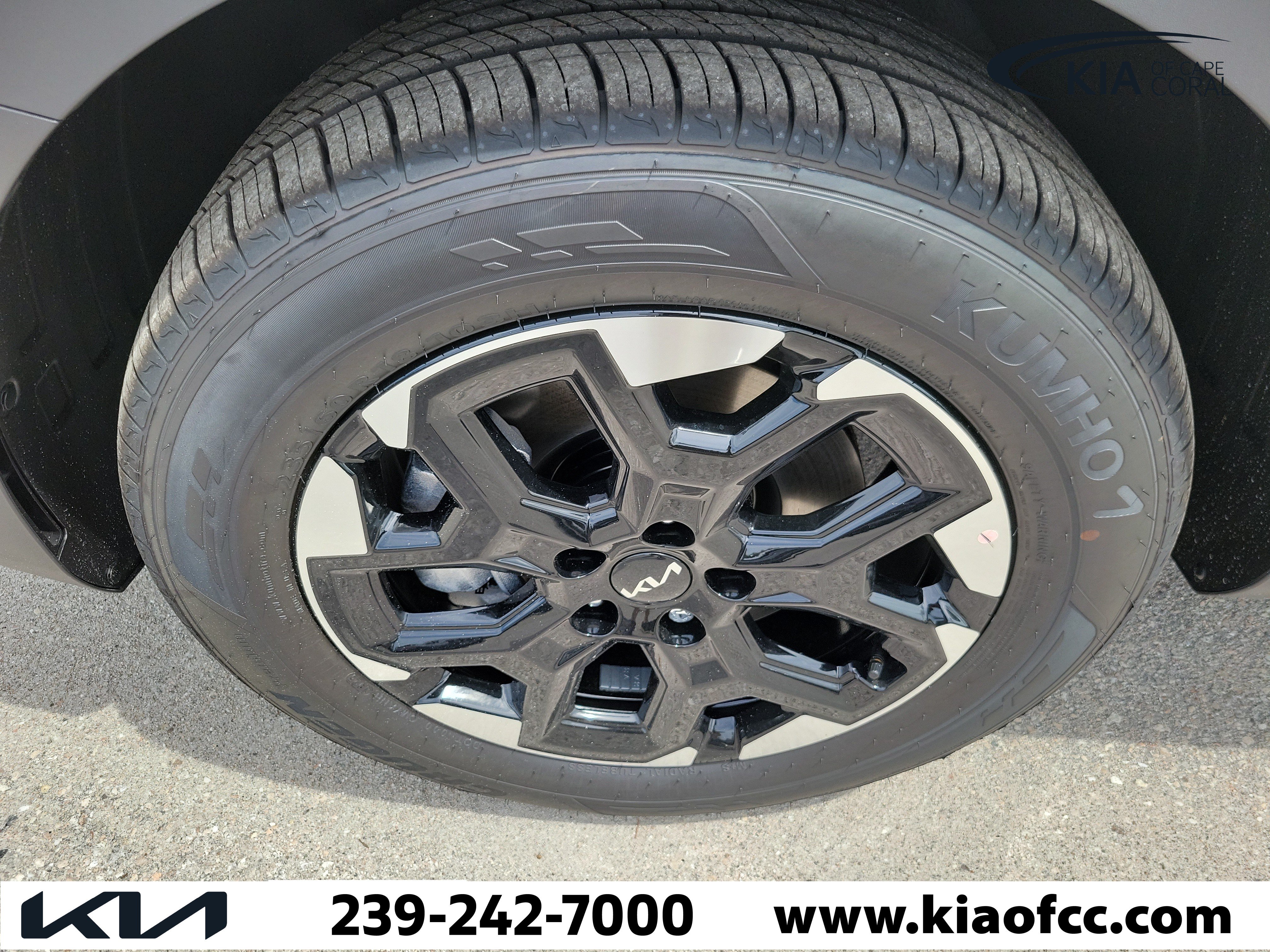 New 2026 Kia Sorento S FWD image 5