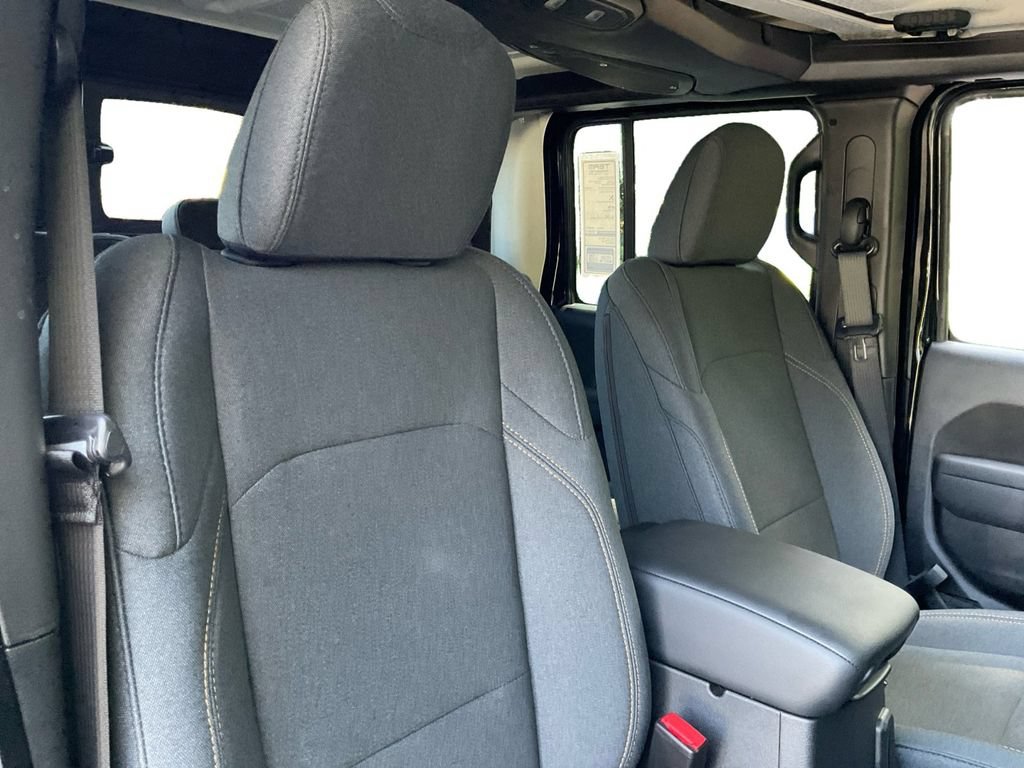 New 2025 Jeep Gladiator Sport AWD/4WD image 27
