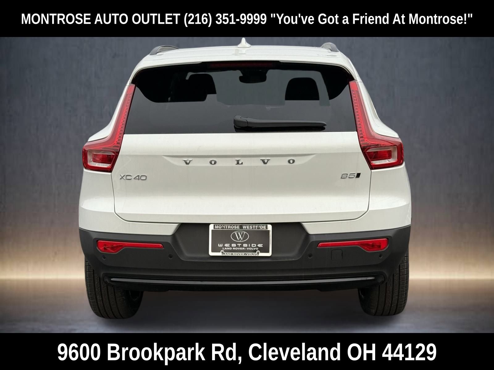 New 2026 Volvo XC40 B5 Plus w/ Protection Package Premier image 4