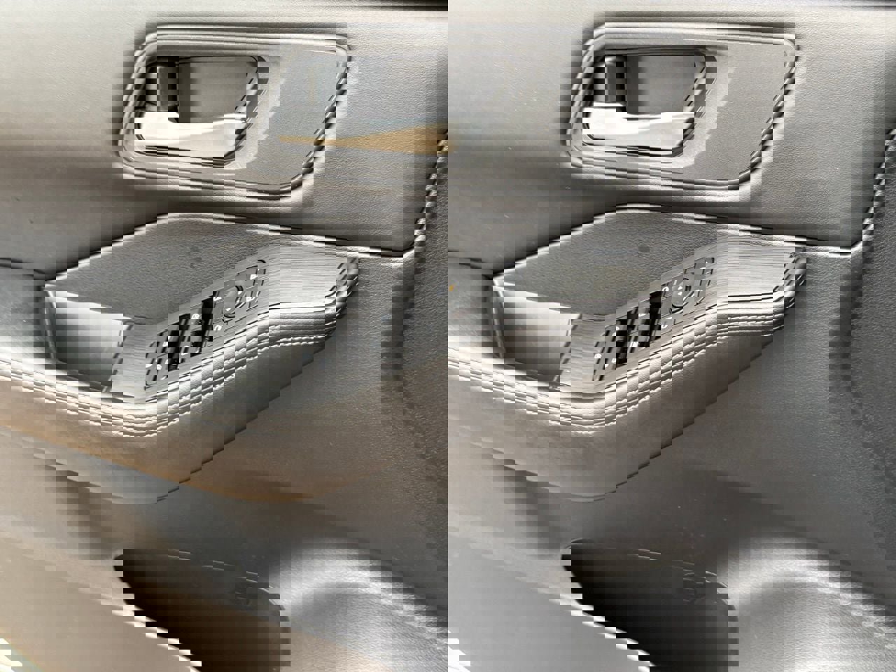 Certified 2024 Nissan Rogue SV image 27