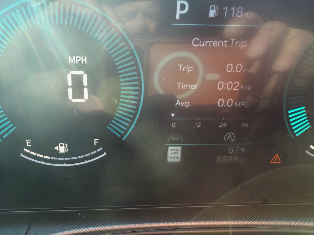 Used 2025 Hyundai Santa Fe SEL image 10