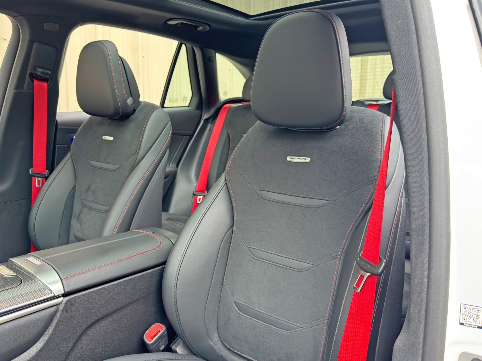 Used 2024 Mercedes-Benz GLC 43 AMG 4MATIC image 42