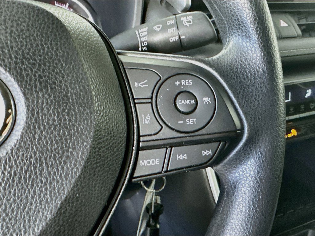 Used 2025 Toyota RAV4 LE FWD image 26