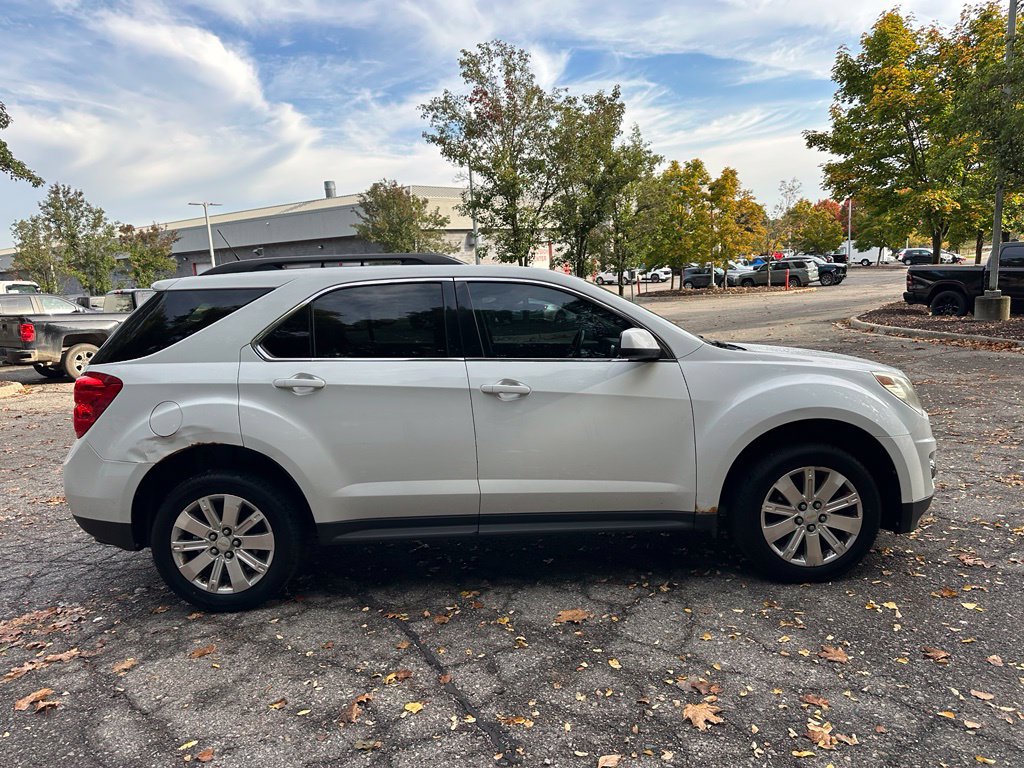 Used 2011 Chevrolet Equinox LT FWD image 6