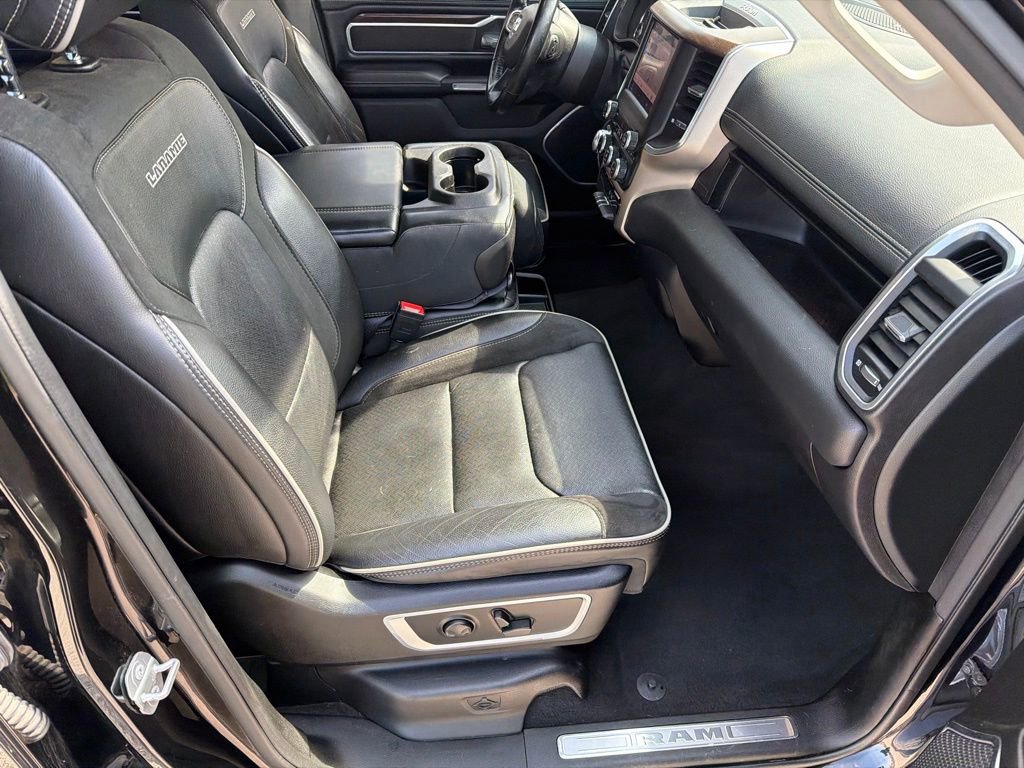 Used 2022 RAM 1500 Laramie AWD/4WD image 32