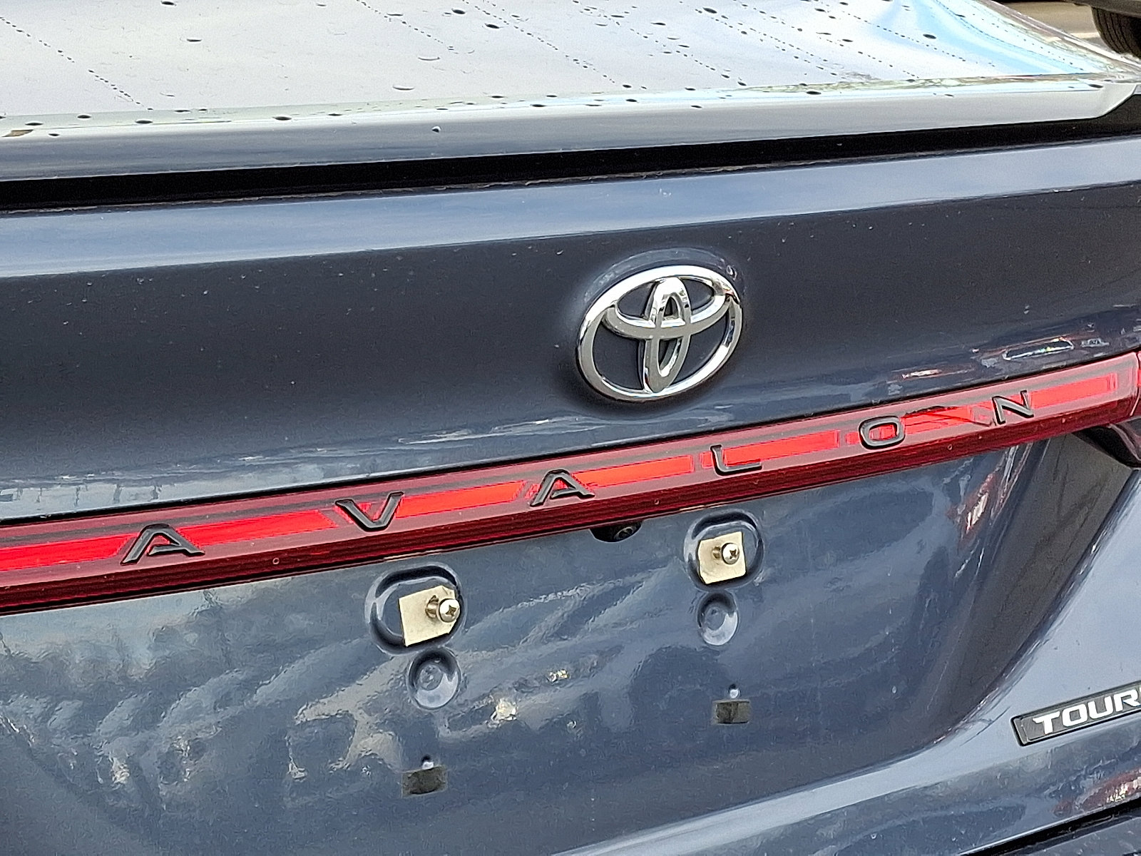 Used 2020 Toyota Avalon Touring image 30