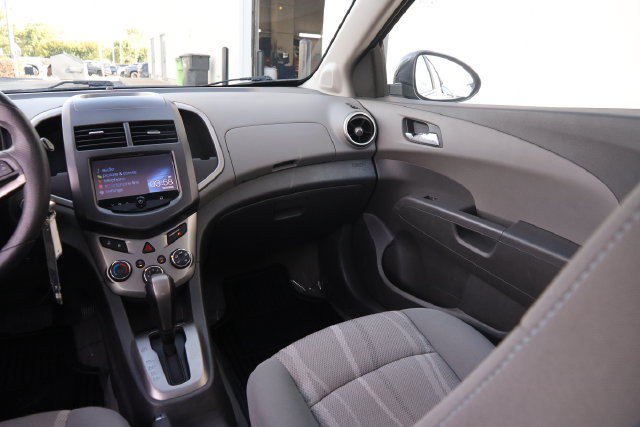 Used 2015 Chevrolet Sonic LT w/ Fun and Sun Package FWD image 25