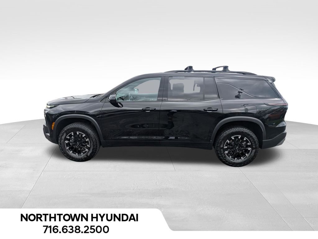 Used 2025 Chevrolet Traverse Z71 w/ Enhanced Driving Package AWD/4WD image 2