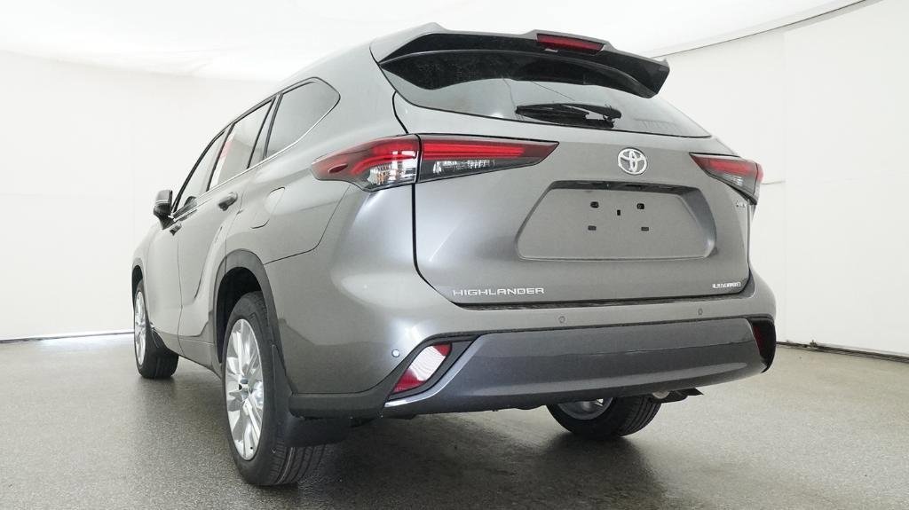 New 2026 Toyota Highlander Limited image 12