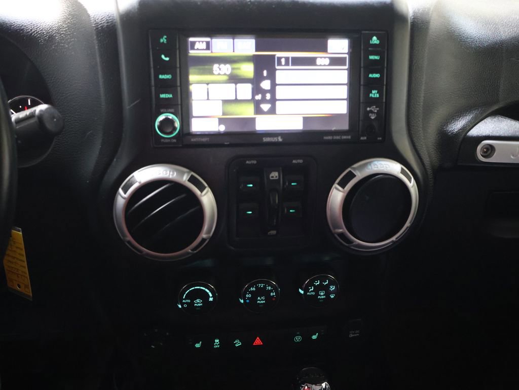 Used 2016 RAM 1500 Laramie w/ Convenience Group AWD/4WD image 21